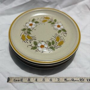 Set of 5 Vintage Stoneware Floral Patterned Dinner Plates